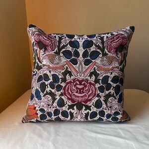 Hines of Oxford Bird & Rose Tapestry Cushion Feather Filled Floral Throw Pillow
